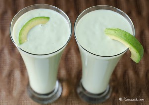 Avocado Smoothie 5 - Somali Food Blog